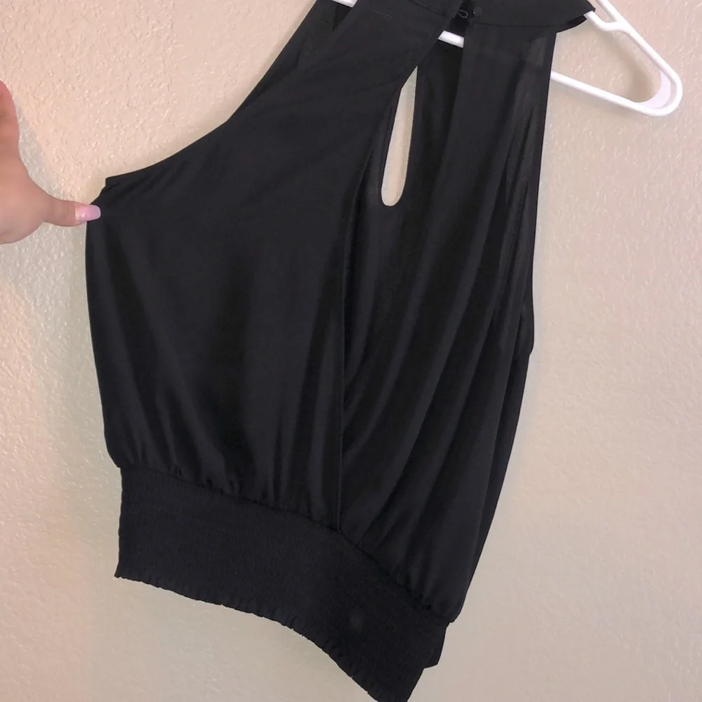 Express Top - Picture 2 of 5